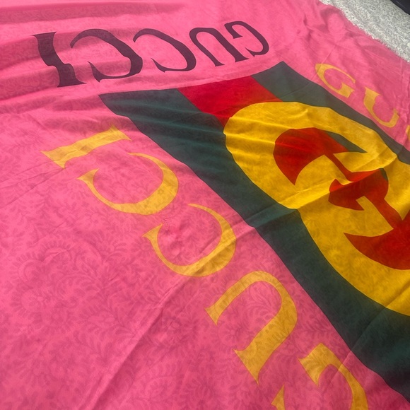 NWT! Gucci Scarf - Picture 4 of 6